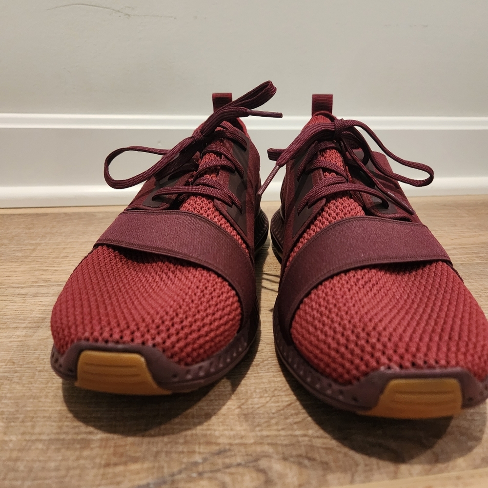 Under Armour Threadborne Shift Women's Size 8 Burgundy Red Running Shoes 3019918 - Picture 3 of 12